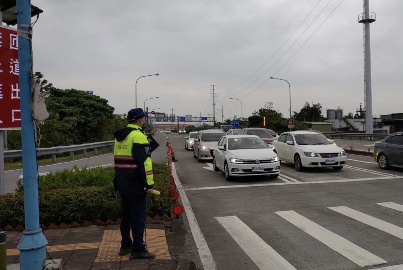 蘇花改車潮|圖:宜蘭縣警察局提供